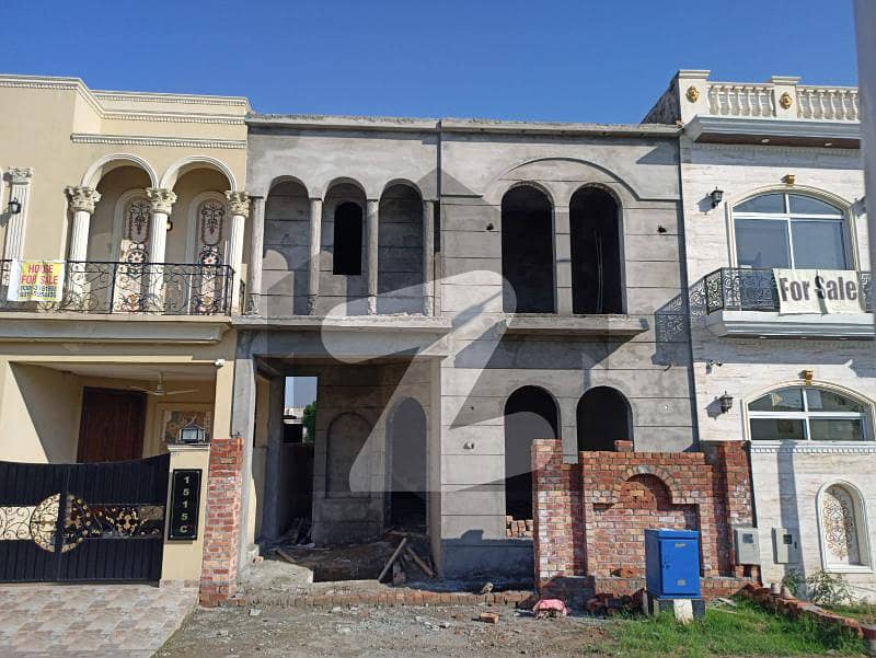 Golden Opportunity Owner Needy 3 Beds Luxury Grey Structure Bungalow With Maid Room For Sale