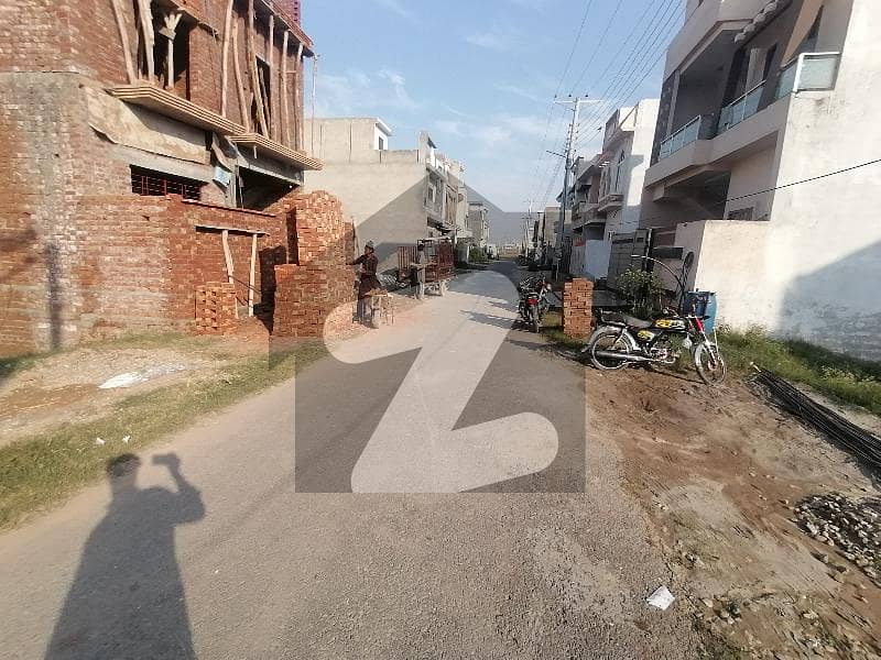 Prime Location Garden Town Phase 3 House For sale Sized 5 Marla Garden