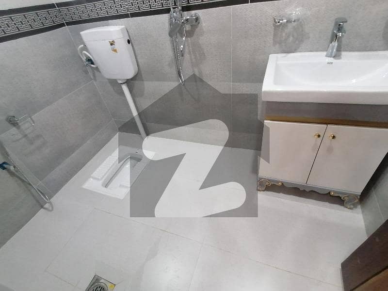 Prime Location Garden Town Phase 3 House For sale Sized 5 Marla Garden