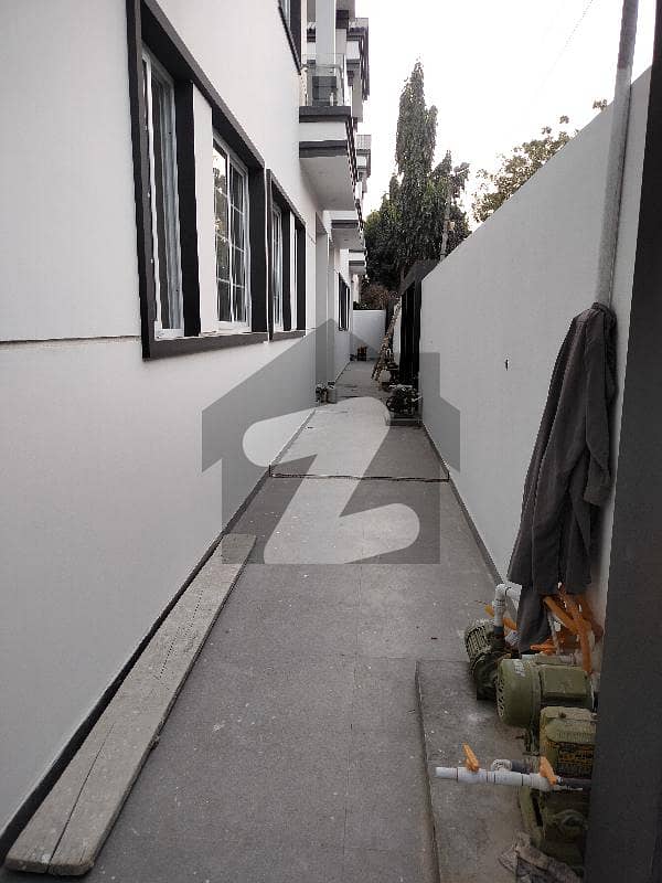 250 Square Yards Town House For Sale In Karachi Sharfabad, Gulshane