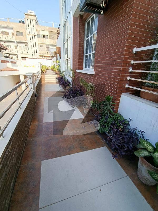 Classy Apartment In Premier Section Of Old Clifton Old Clifton, Karachi