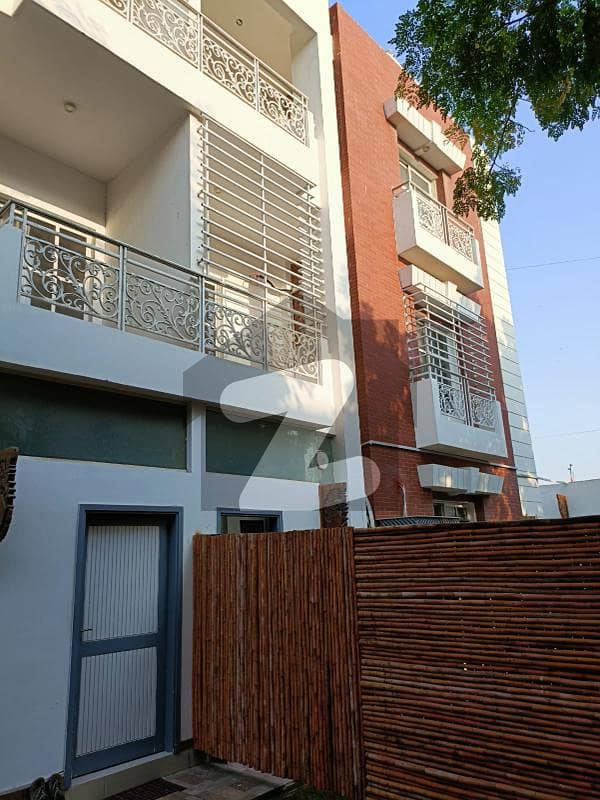 Classy Apartment In Premier Section Of Old Clifton Old Clifton, Karachi