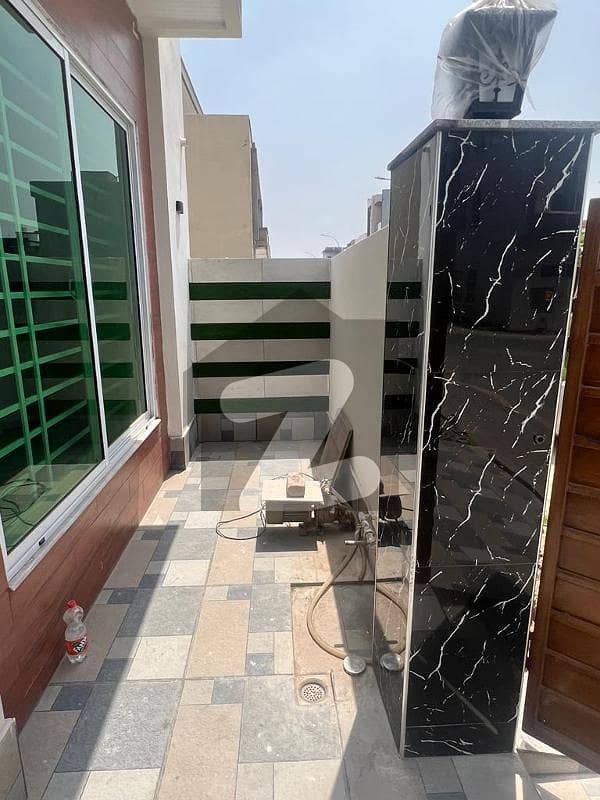 STUNNING AND AFFORDABLE 5 MARLA BRAND NEW HOUSE FOR SALE IN ETIHAD TOWN