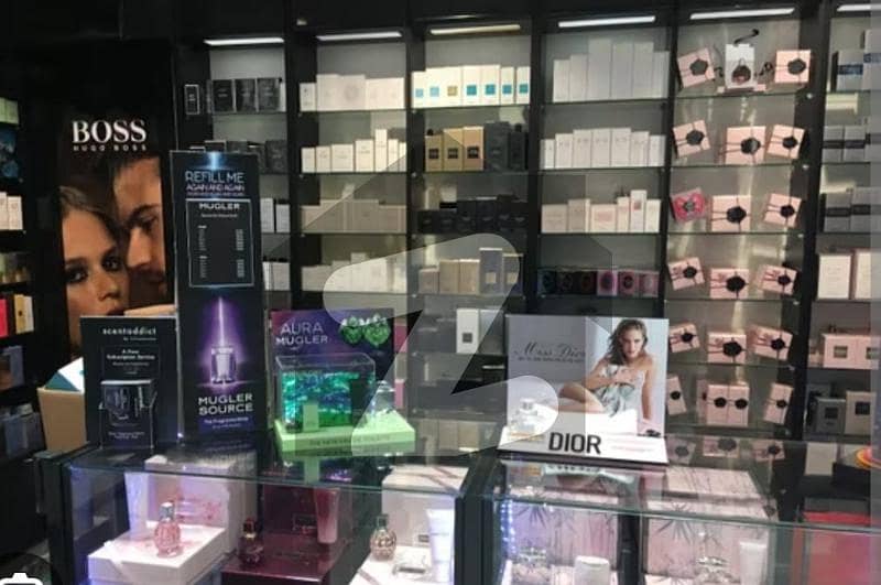 Ground Floor Shop For sale With in Xinhua mall Monthly Rental Value 3