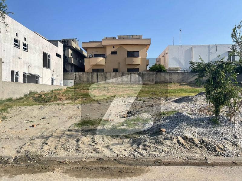 Ideal Location SIR SYED BLVE BOULEVARD Plot No 52 Available For Sale