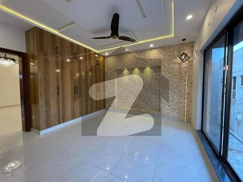 3 Bed Dd Brand New Portion For Rent GulshaneKaneez Fatima, Scheme 33
