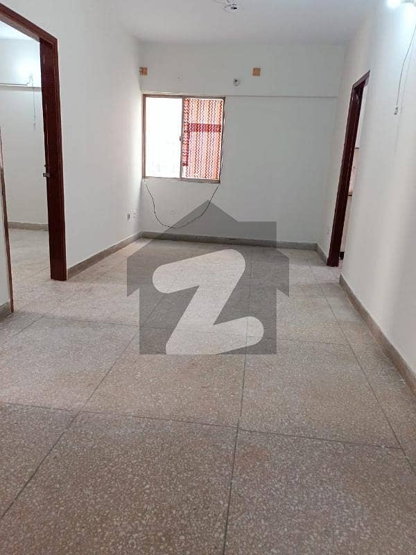 West Open 850 Square Feet Flat available for rent in GulshaneIqbal Block 13/D3, Karachi