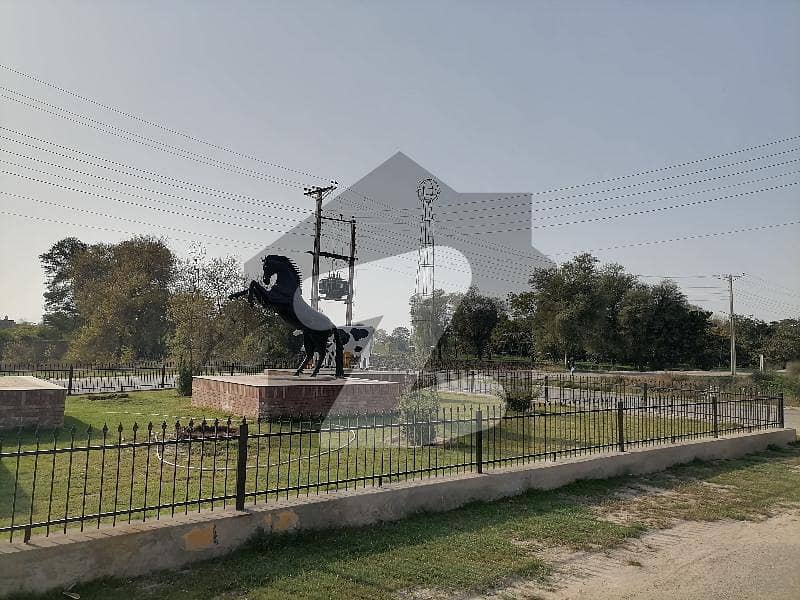 Good Prime Location 10 Marla Commercial Plot For Sale In PIA Employees