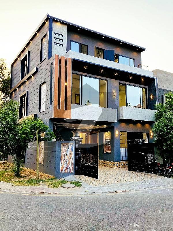6 Marla Modern House For Sale In Dream Gardens Lahore Dream Gardens, Defence Road, Lahore