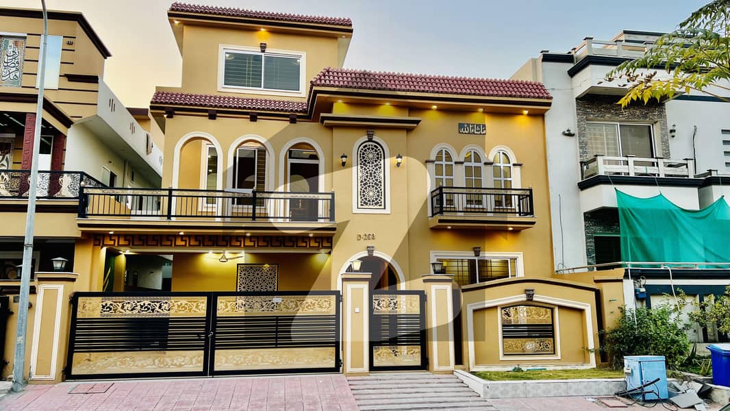 10 MARLA SPANISH DESIGNER HOUSE FOR SALE IN MEDIA TOWN Media Town