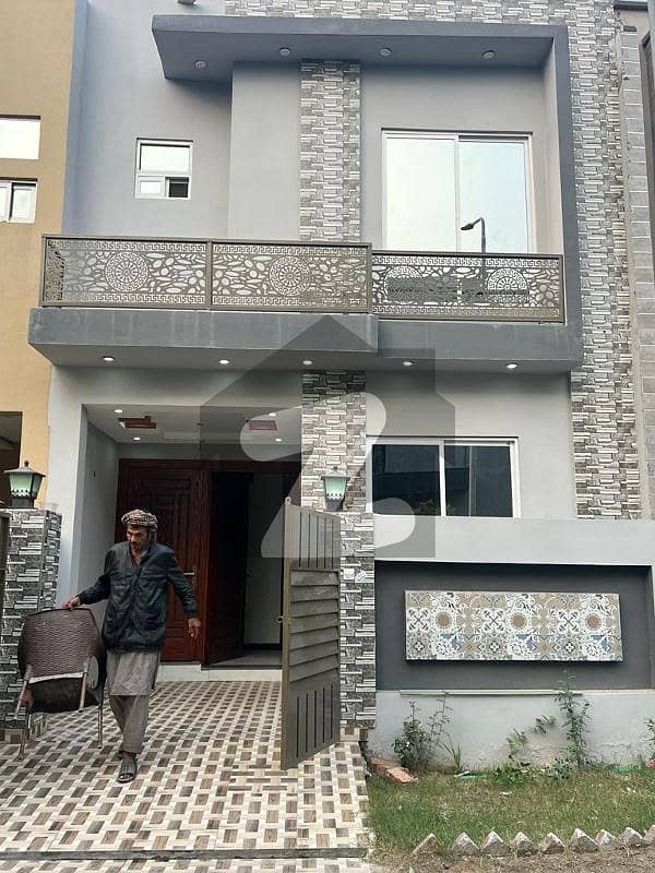 3 MARLA BRAND NEW HOUSE FOR SALE IN ALKABIR TOWN PHASE 2 LAHORE Al