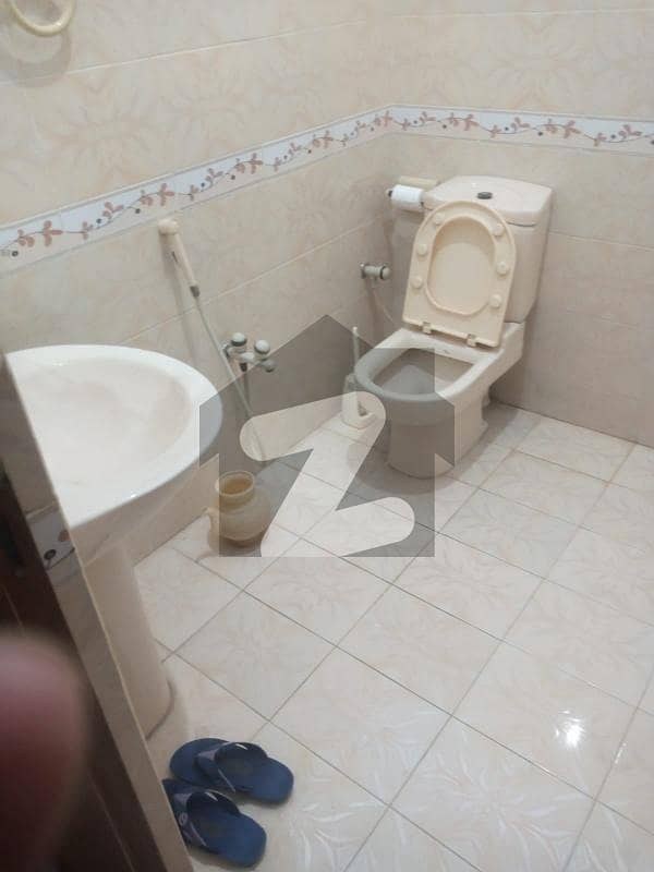 350 Sq Yards Well Maintained House Available For Sale Old Falcon