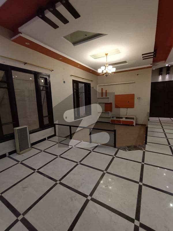 3 Bed DD available for rent. GulshaneKaneez Fatima Block 2, Gulshan