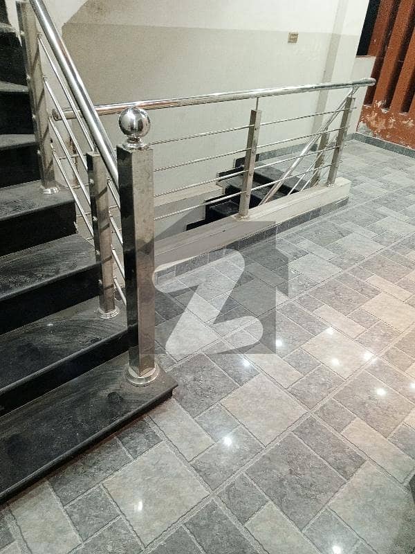 10 Marla House For Rent In Opf Society On Main Shokat Khanam Road