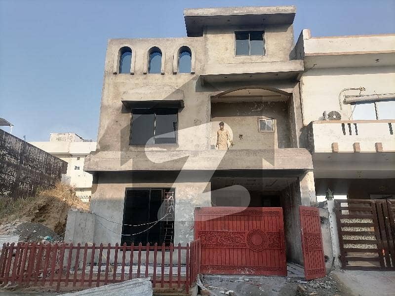 6 Marla House For Sale In Beautiful MPCHS Block C MPCHS Block C