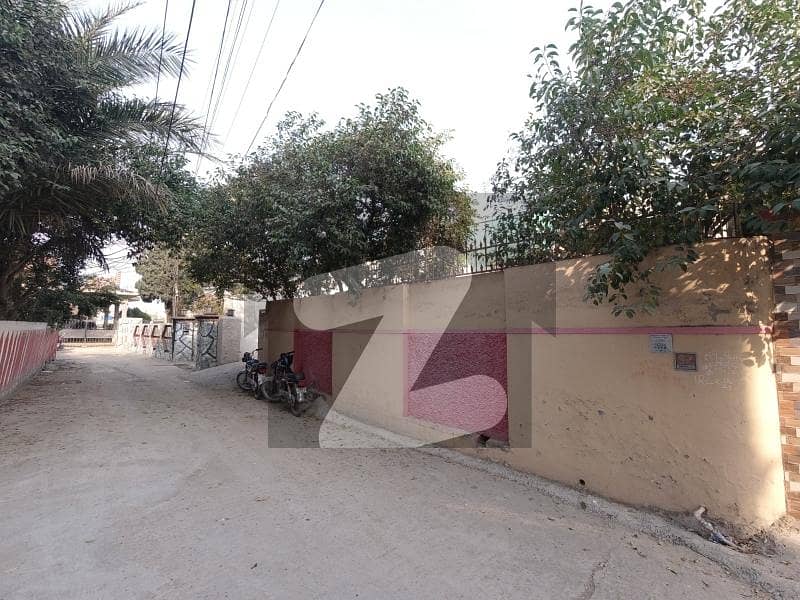 Prime Location 14 Marla House In Stunning Tulsa Road Is Available For