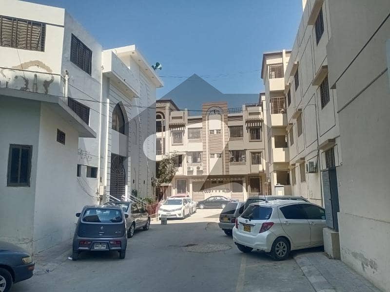 FOR RENT 3BED DD FLAT (2ND FLOOR WITH ROOF) IN KINGS COTTAGES, BLOCK7