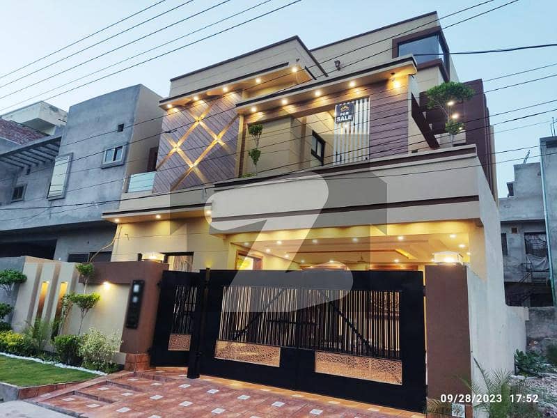 10 Marla Luxury House For SALE In OPF Society OPF Housing Scheme