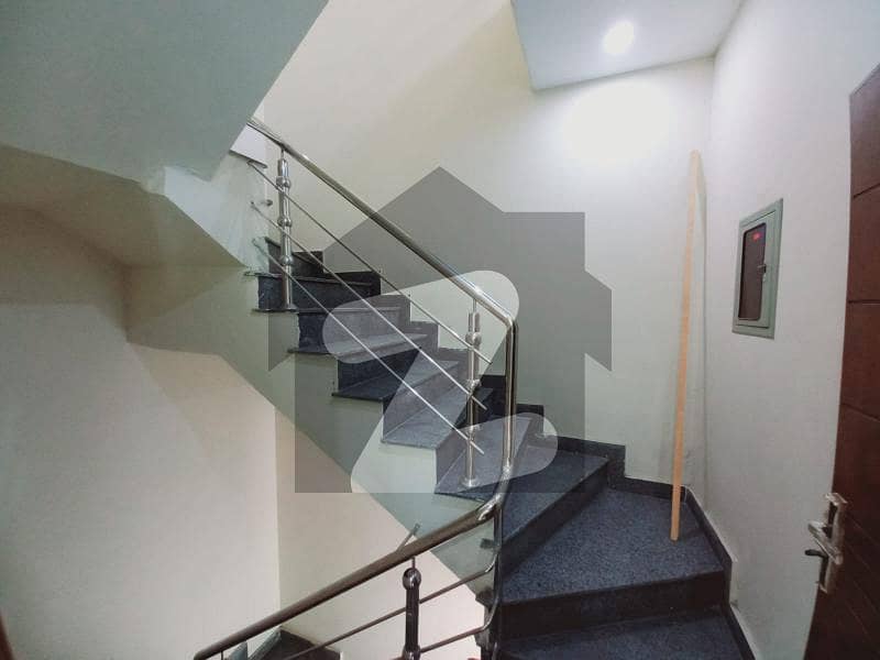 House For rent In Rs. 39000 New Super Town, Lahore ID48767334