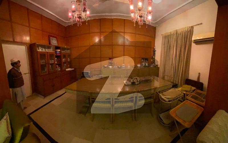 12 Marla Old House Available For Sale In Askari 5 Askari 5, Askari