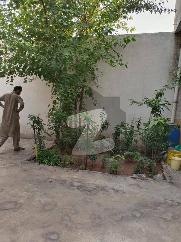 Prime Location 10 Marla House On Ring Road Is Available For sale Ring