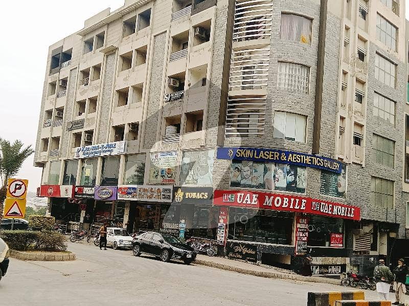 2 BED FURNISHED FLAT FOR SALE Bahria Town Civic Centre, Bahria Town