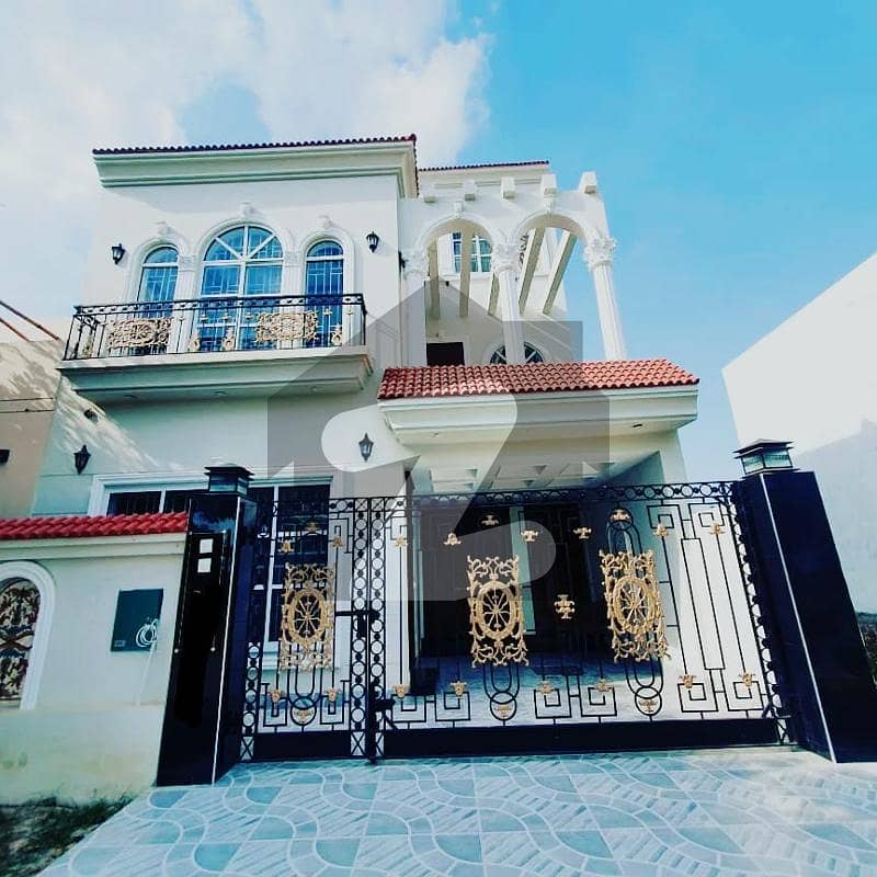 05 Marla Brand New House For Rent In Bahria Orchard Lahore. Bahria