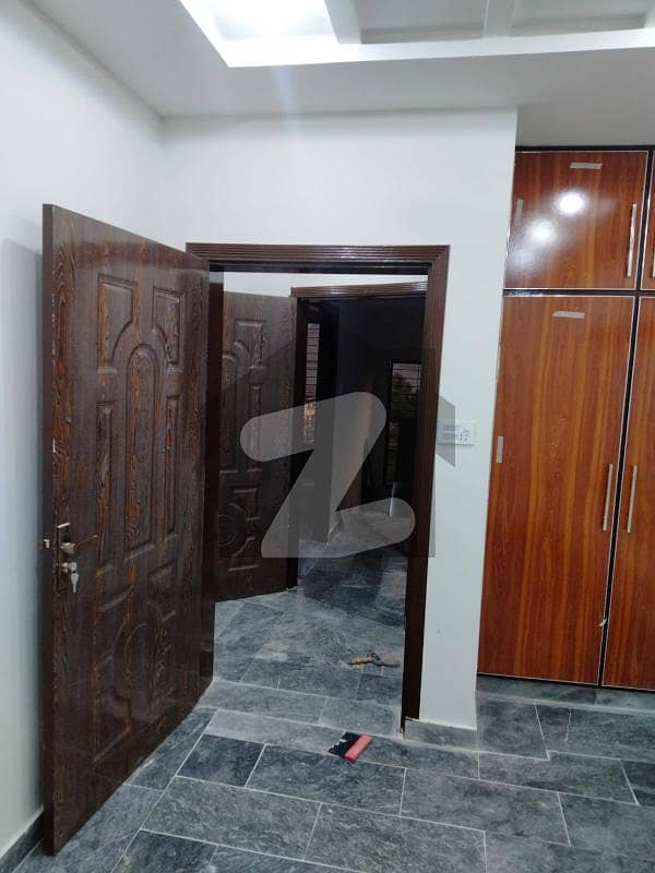 Newly Constructed 3 Rooms Kitchen Bath Flat Davis Road Lahore Davis Road, Lahore ID48912507