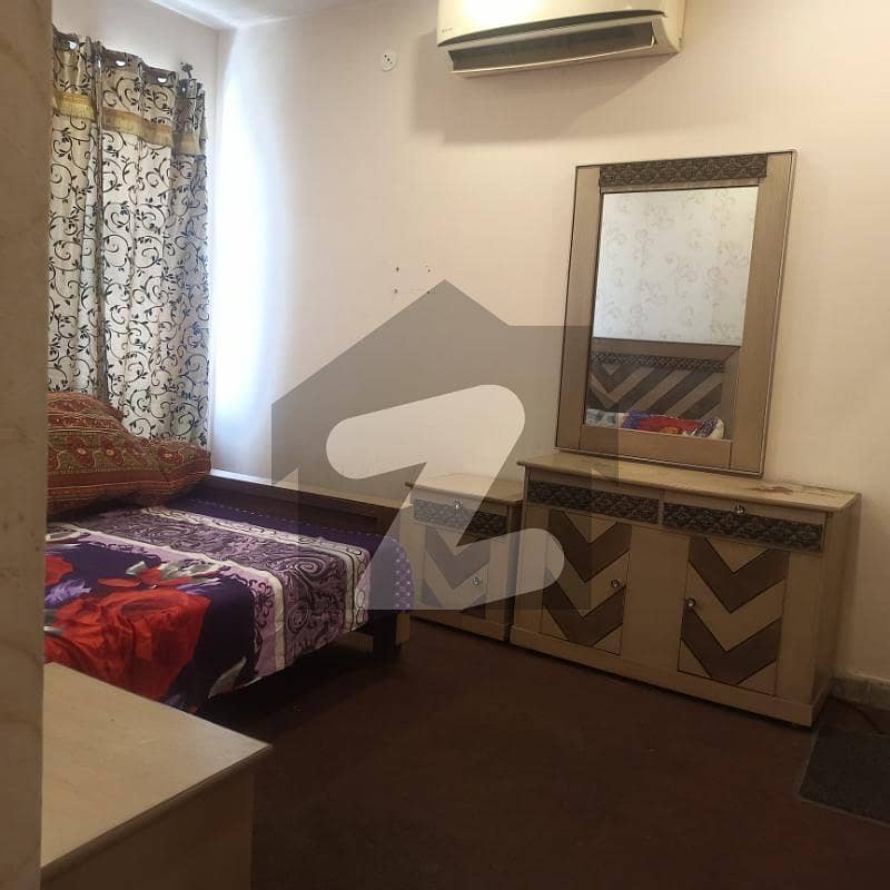 1 BED FURNISHED FLAT FOR RENT IN SECTOR C BAHRIA TOWN LAHORE Bahria