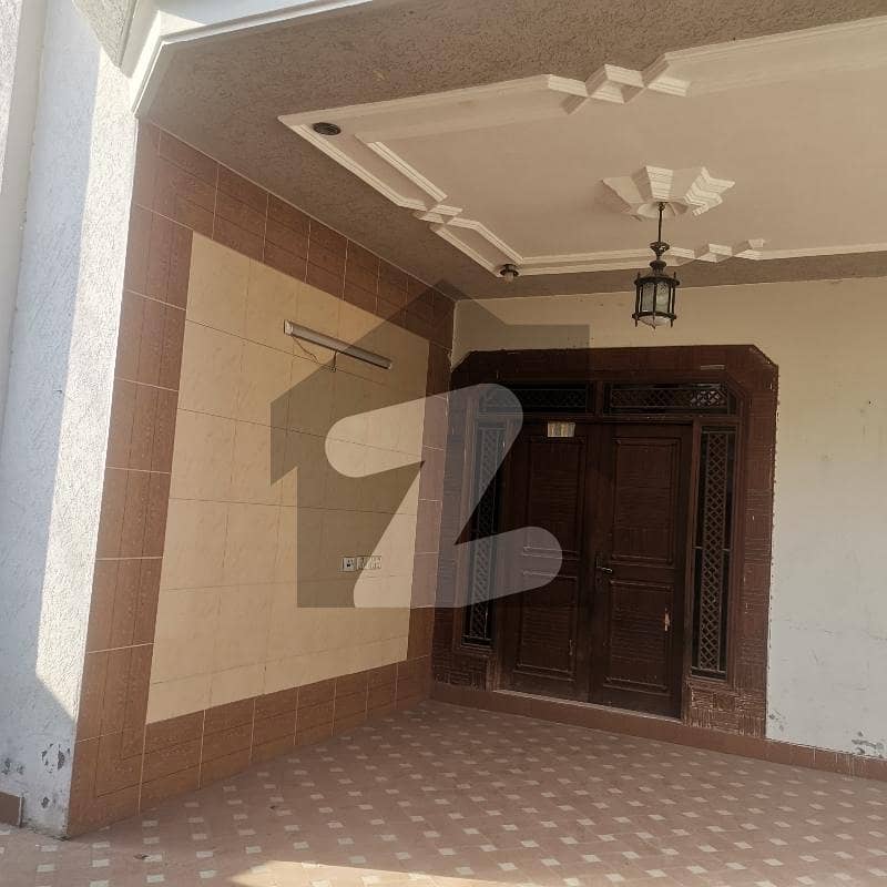 Town House For Rent In Bahadurabad Bahadurabad, GulshaneIqbal Town