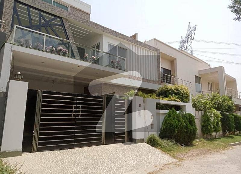 7.5 Marla New House For Sale Canal Road Abdullah Garden VIP Beautiful