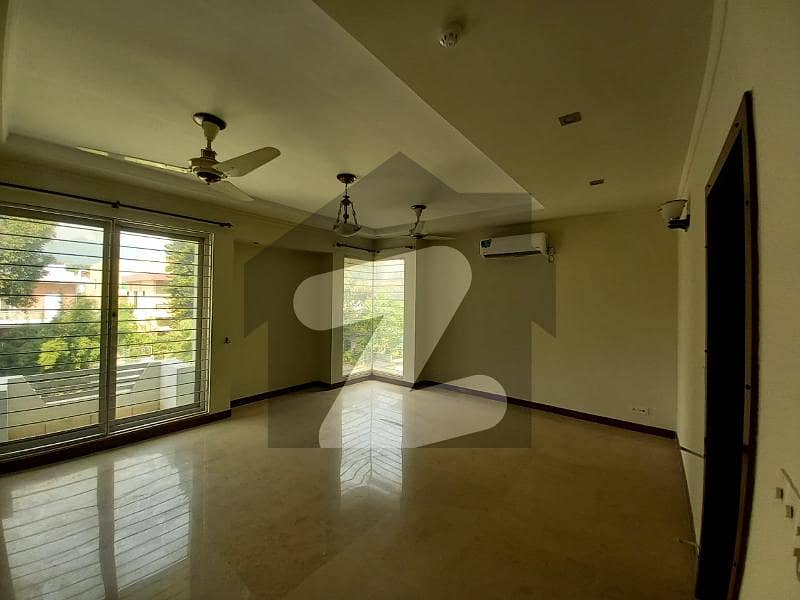 40x80 House For Sale In G11 G11/2, G11, Islamabad ID49047349