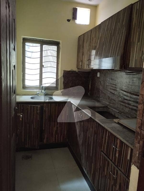 3 marla double stories house fir rent with our gas Harbanspura, Lahore