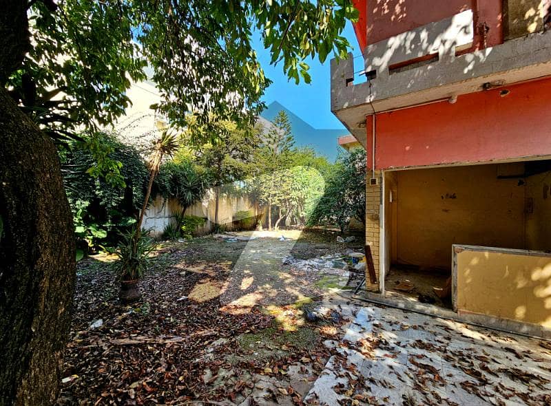 Margalla Road Front Back Open 5 Kanal House Is For Sale F6, Islamabad