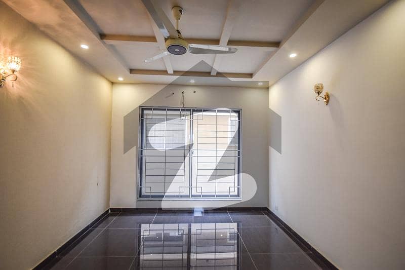 1 Kanal Plot For Sale Near Park Masjid Market Plot For Sale 915,S Block