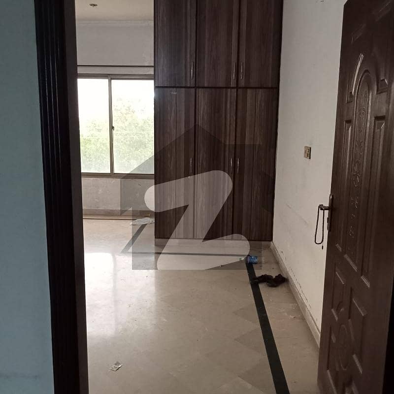 Johar Town Apartment available for rent Johar Town, Lahore ID49188865