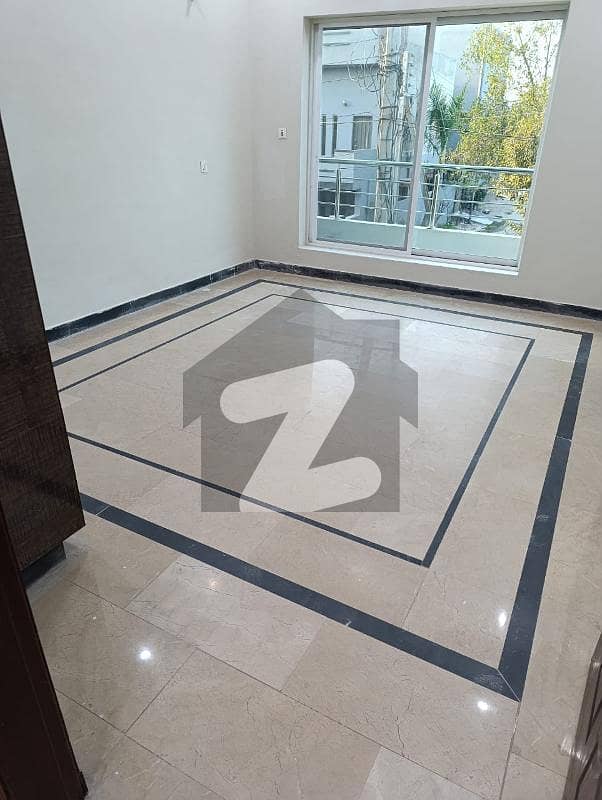 10 Marla Brand New Upper Portion Available For Rent In Canal Garden