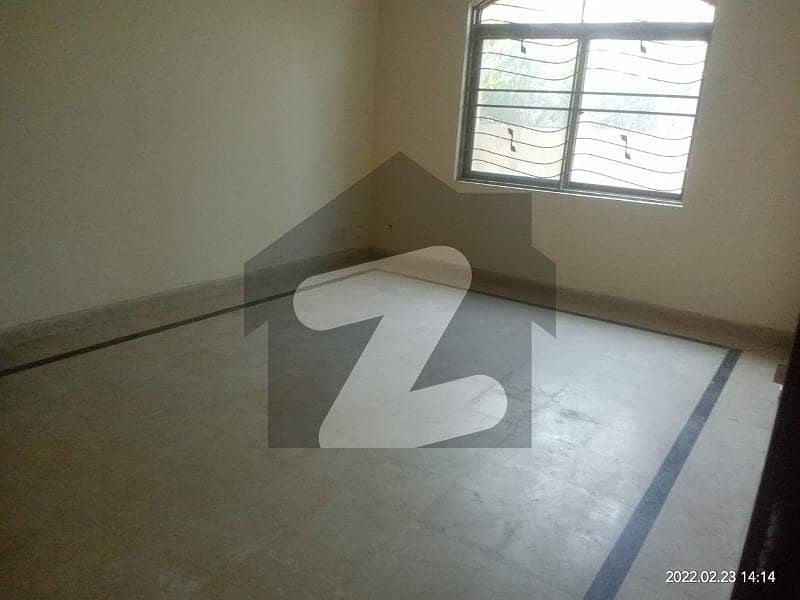 10 Marla First Floor Portion With 3 Bed Available For Rent In Garden