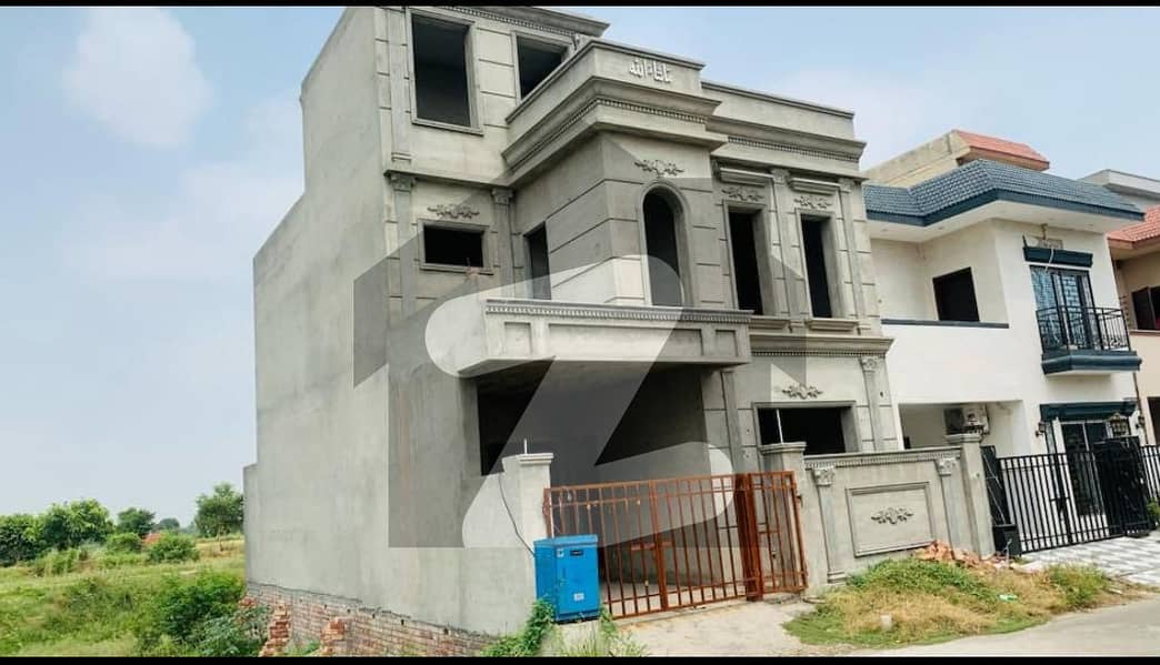 Beautiful House For Sale Royal Residencia Block C, Royal Residencia