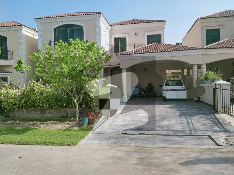 EXCELLENT VILLA SELF CONSTRUCTED MODRN LIVING IS FOR SALE Tricon