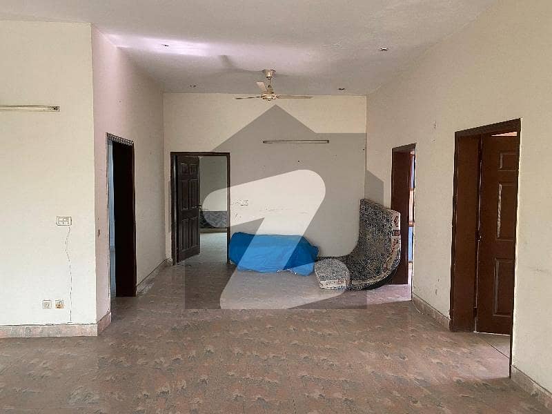 1 kanal uper portion for rent eme Judicial Colony Phase 3, Judicial