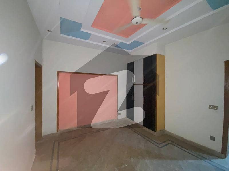 Beautiful 5 Marla Ground Portion 1 Bed For Rent Ali Park Ali Park