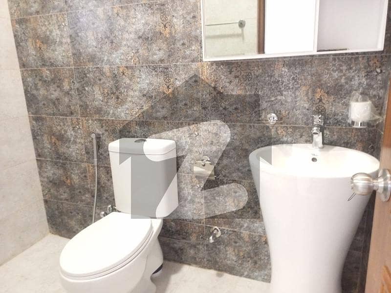 3 Bed Anxy Full House Available For Rent In F10 F10, Islamabad