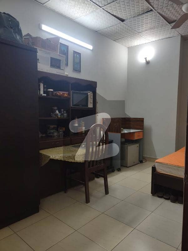 Renovated Room Is For Rent Clifton Block 8, Clifton, Karachi