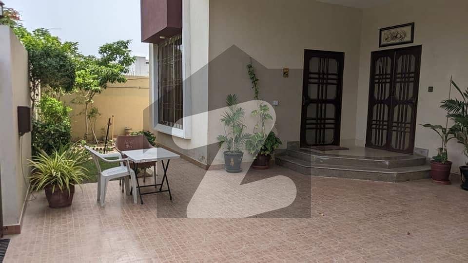 Nhs Karsaz Phase 3 Beautiful House 5 Bed Dd Servant Quarter Navy