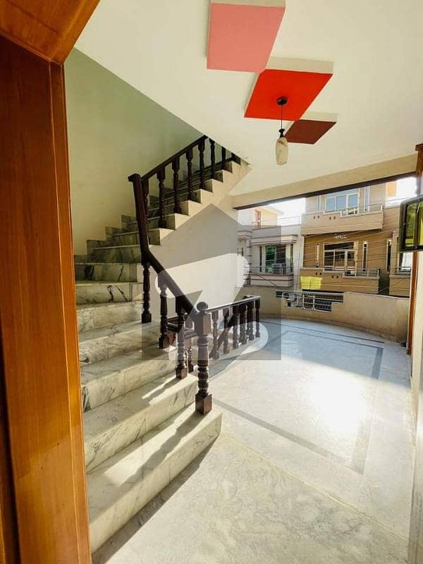 1st Floor Portion Available for Rent Satellite Town 6th Road