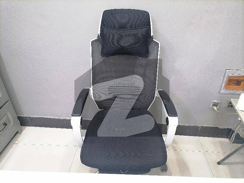 Office For Rent Moon market Iqbal Town Lahore Moon Market, Allama Iqbal