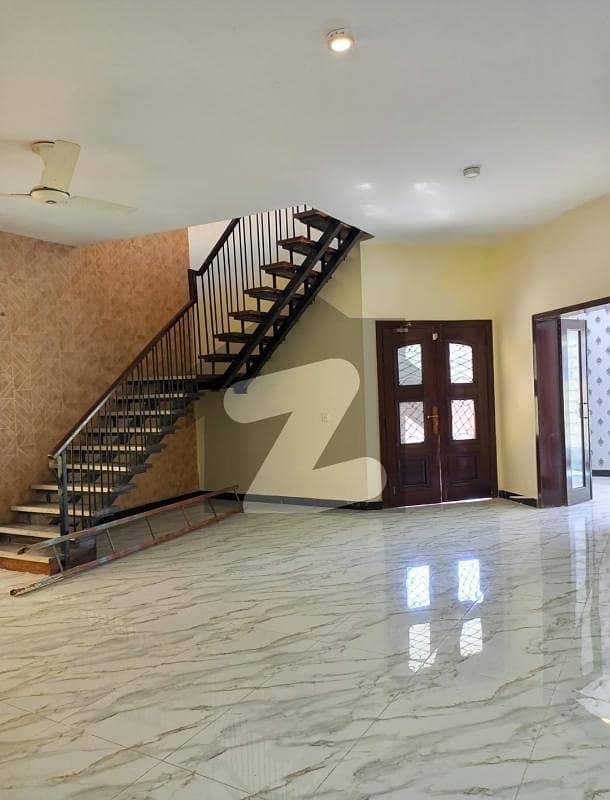 Bharia Enclave Islamabad Sector A 10 Marla House Available For Rent