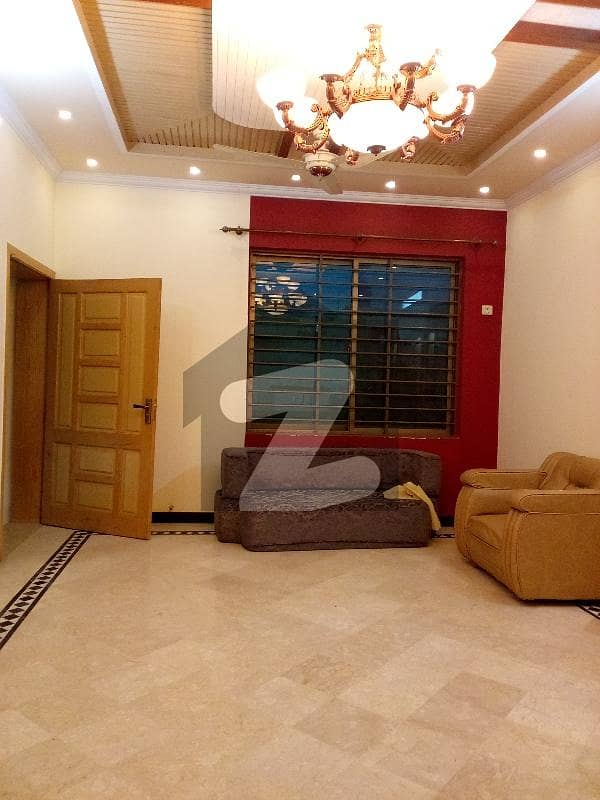 3 bedroom upper portion available for rent in Pakistan town phase 1