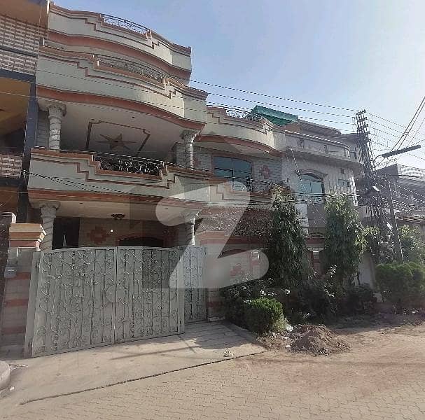 Get This Amazing 10 Marla House Available In Marghzar Officers Colony